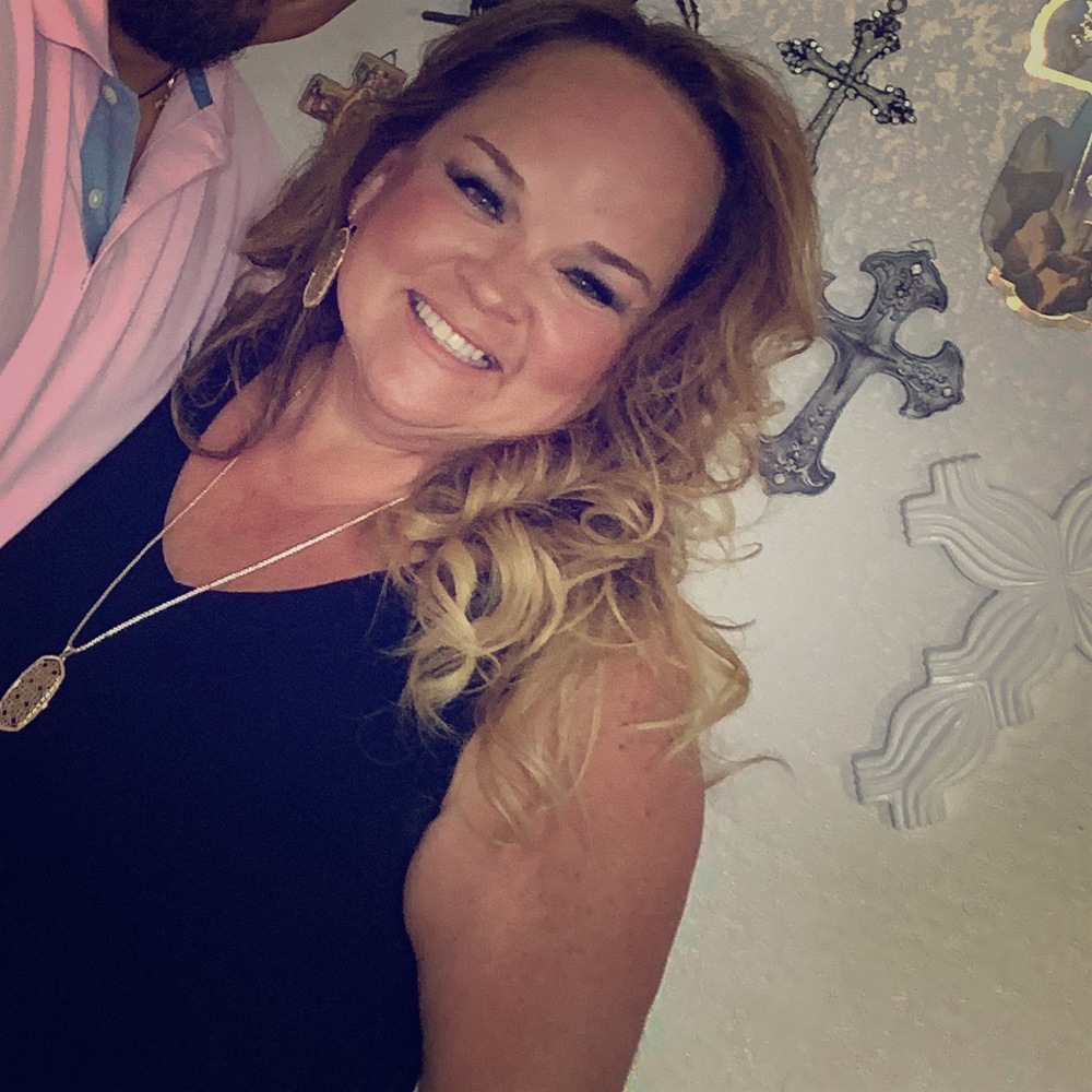 Meet your Posher, Veronica